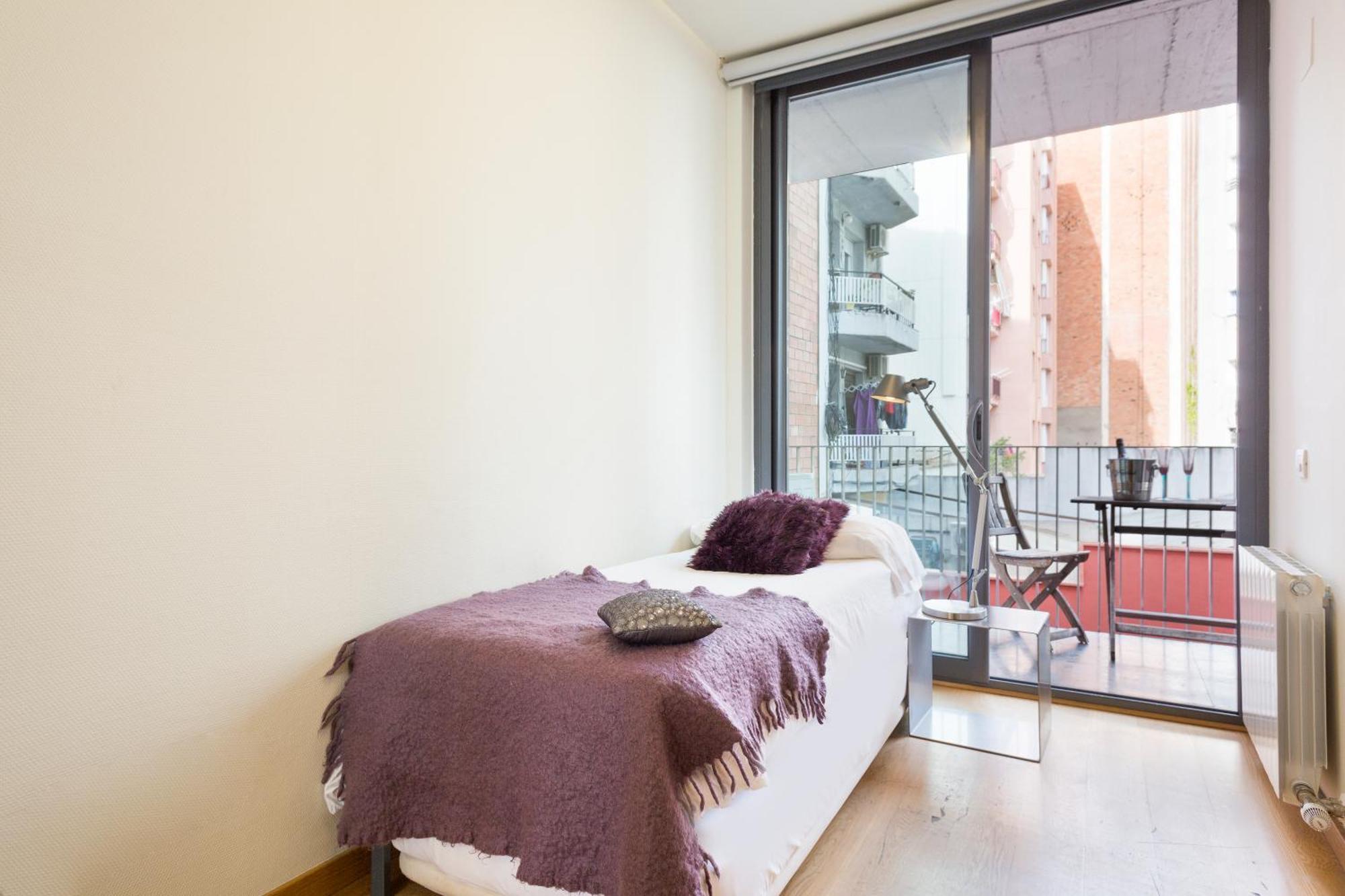 My Space Barcelona Pool City Center Chambre photo