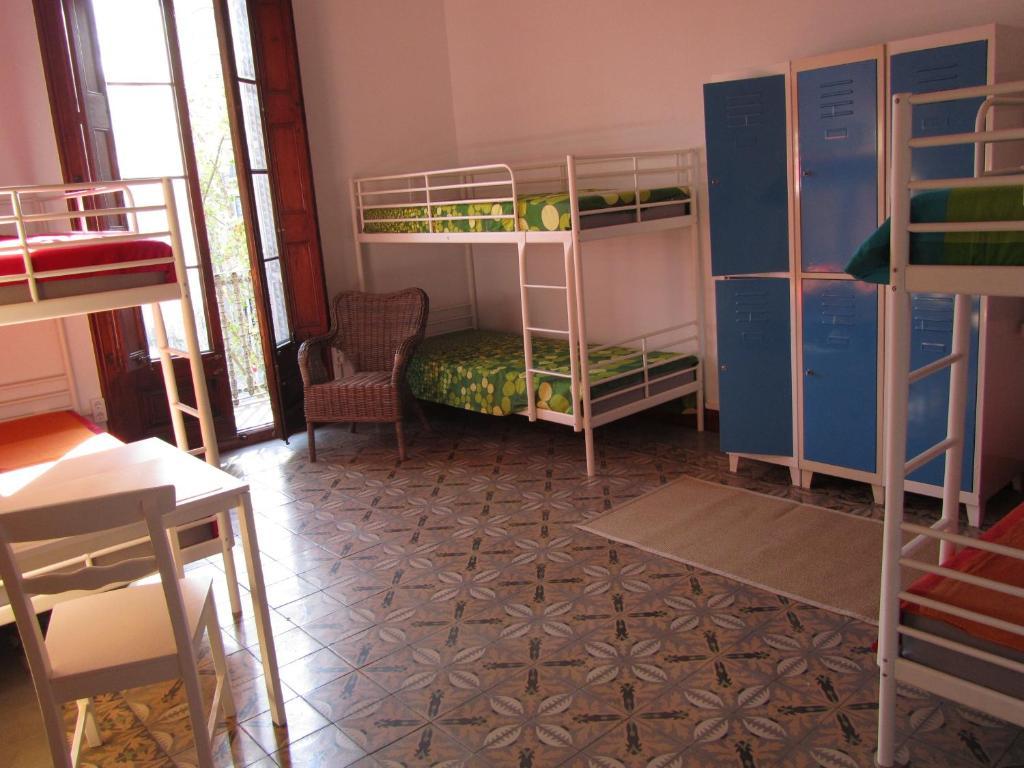 My Space Barcelona Pool City Center Chambre photo