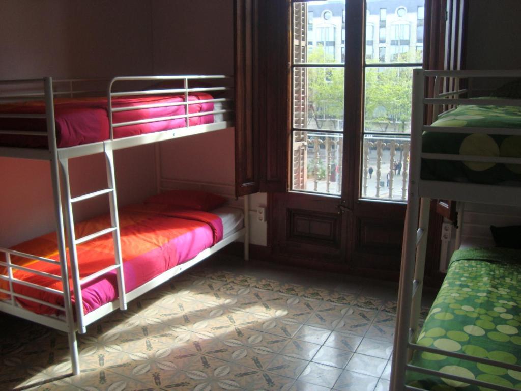 My Space Barcelona Pool City Center Chambre photo