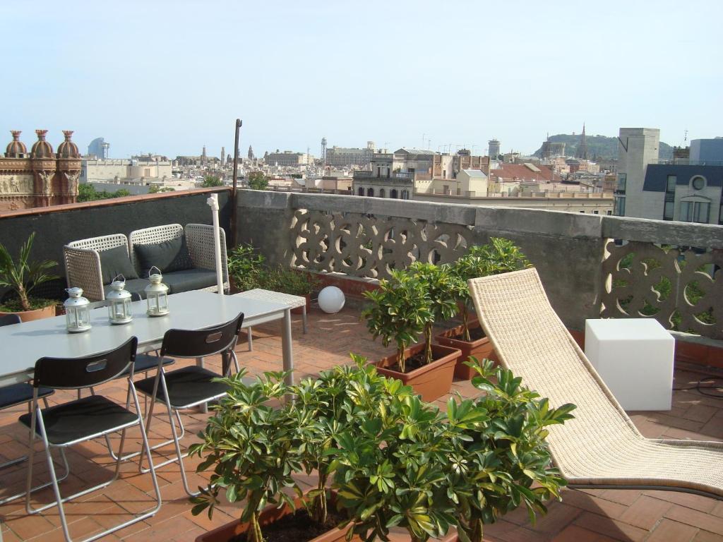 My Space Barcelona Pool City Center Extérieur photo