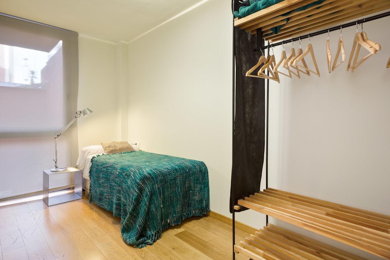 My Space Barcelona Pool City Center Extérieur photo
