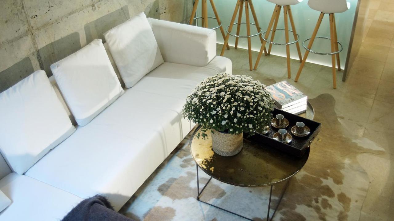 My Space Barcelona Pool City Center Extérieur photo