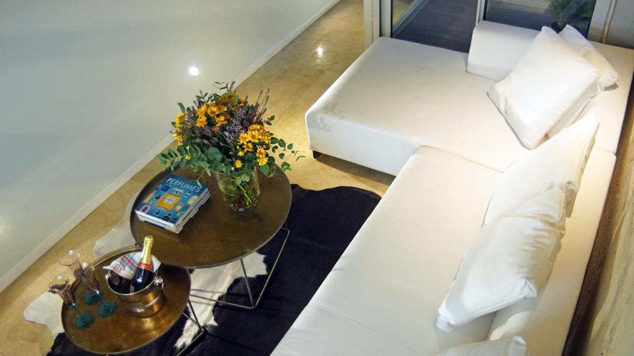 My Space Barcelona Pool City Center Extérieur photo